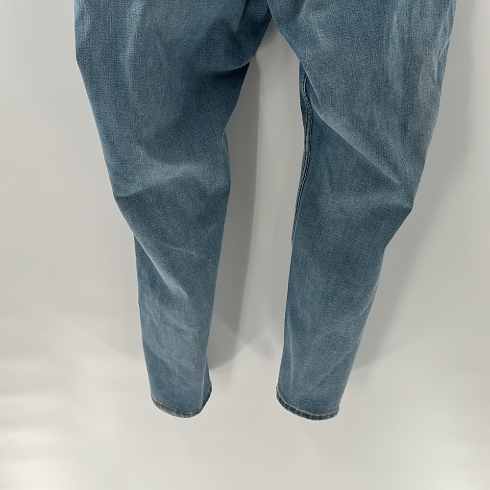 Old Navy Men’s 360° Stretch Straight Jeans Size 50x34 Light Wash Denim - Picture 8 of 8